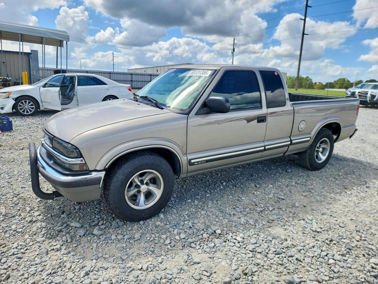 2001 CHEVROLET S10 | 1GCCS195X18161891 | UPCARS