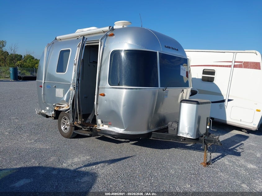 2019 AIRSTREAM OTHER | 1STHRAC18KJ545395 | UPCARS