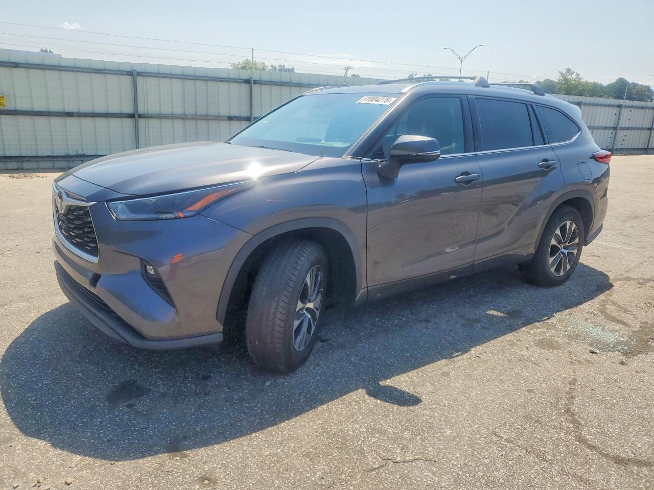 2021 TOYOTA HIGHLANDER XLE | 5TDGZRAH7MS520714 | UPCARS
