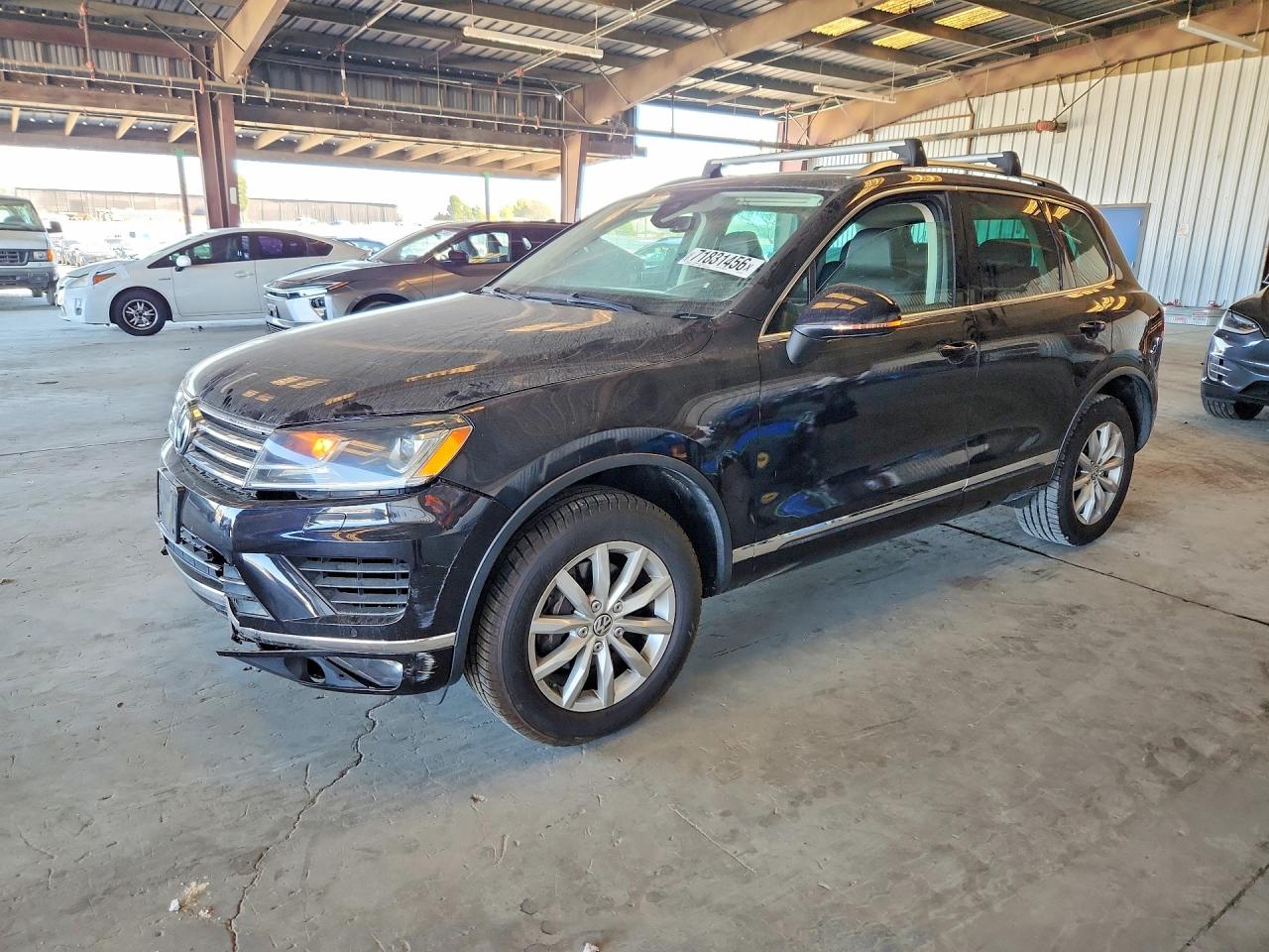 2017 VOLKSWAGEN TOUAREG SPORT | WVGEF7BP9HD003115 | UPCARS