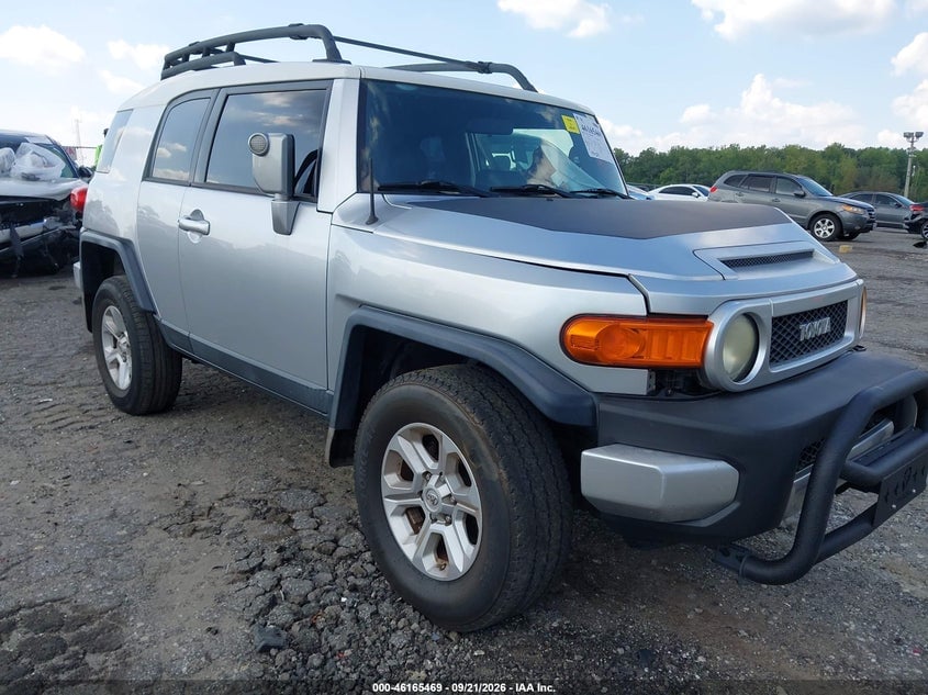 2007 TOYOTA FJ CRUISER | JTEBU11FX70016654 | UPCARS