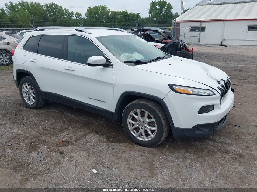 2016 JEEP CHEROKEE LATITUDE | 1C4PJLCB7GW356138 | UPCARS