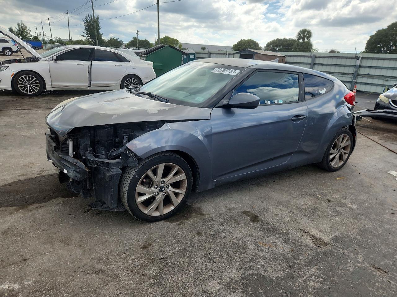 2017 HYUNDAI VELOSTER BASE | KMHTC6AD4HU309818 | UPCARS