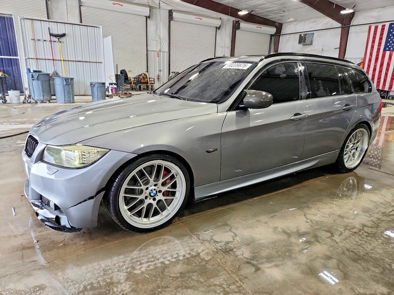 2011 BMW 3 SERIES XI | WBAUU3C50BA542109 | UPCARS