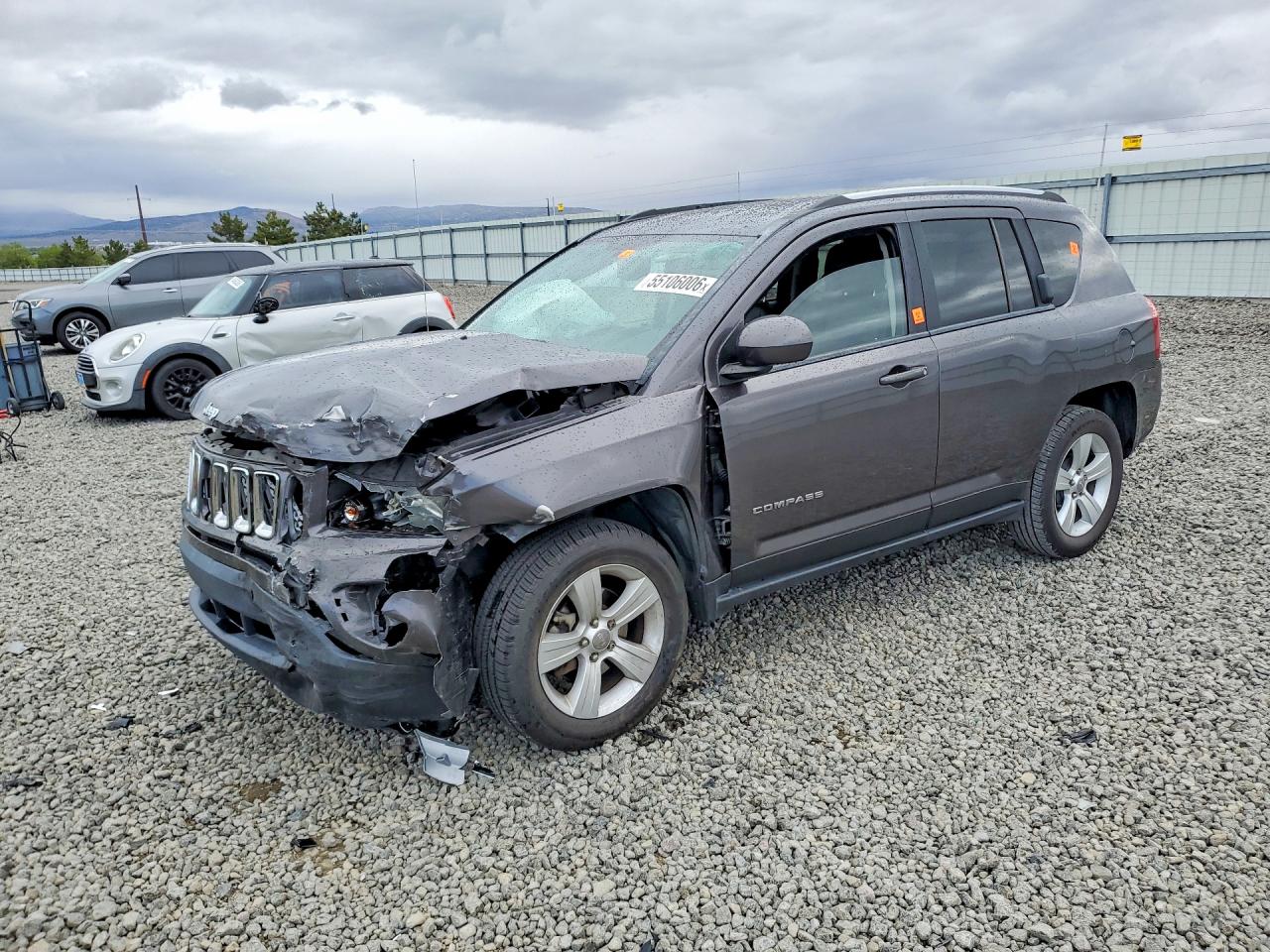 2016 JEEP COMPASS LATITUDE | 1C4NJCEB3GD599929 | UPCARS