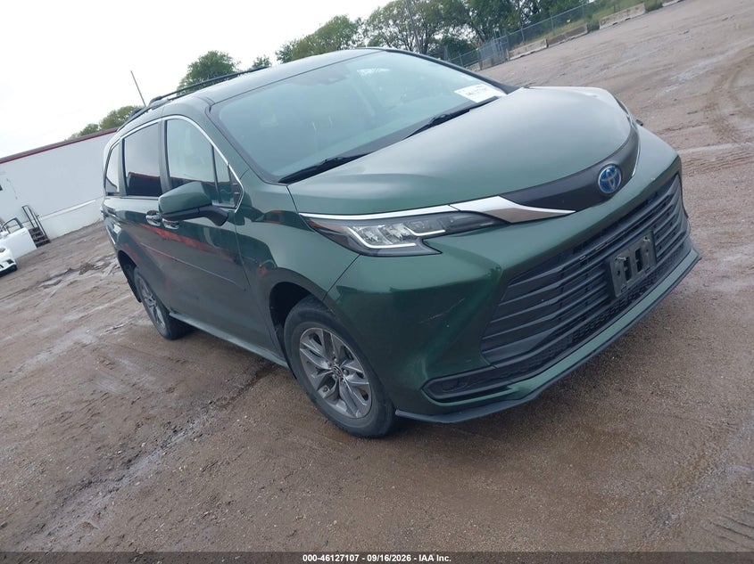 2023 TOYOTA SIENNA LE | 5TDKRKEC8PS140981 | UPCARS
