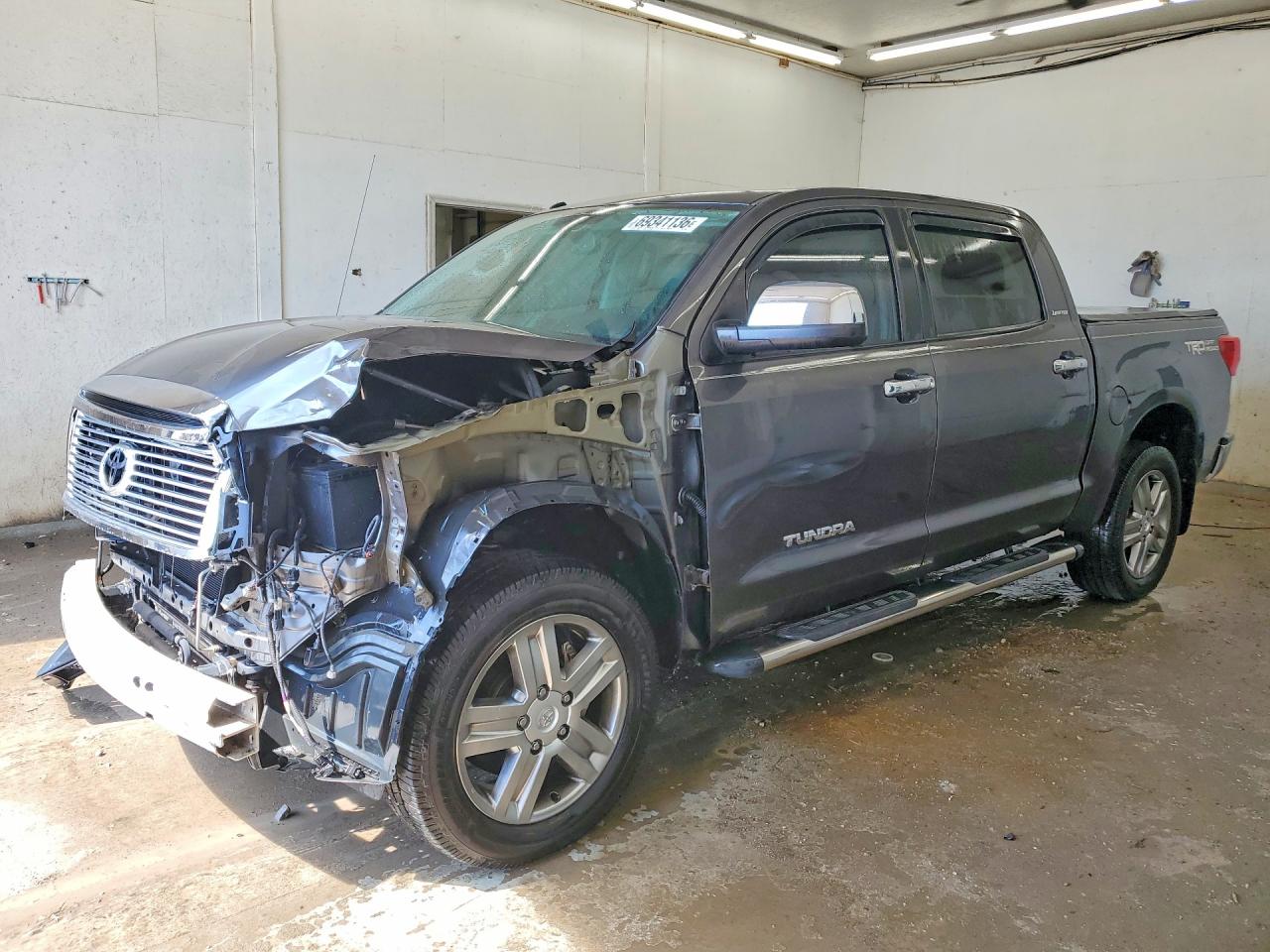2011 TOYOTA TUNDRA CREWMAX LIMITED | 5TFFY5F19BX110393 | UPCARS