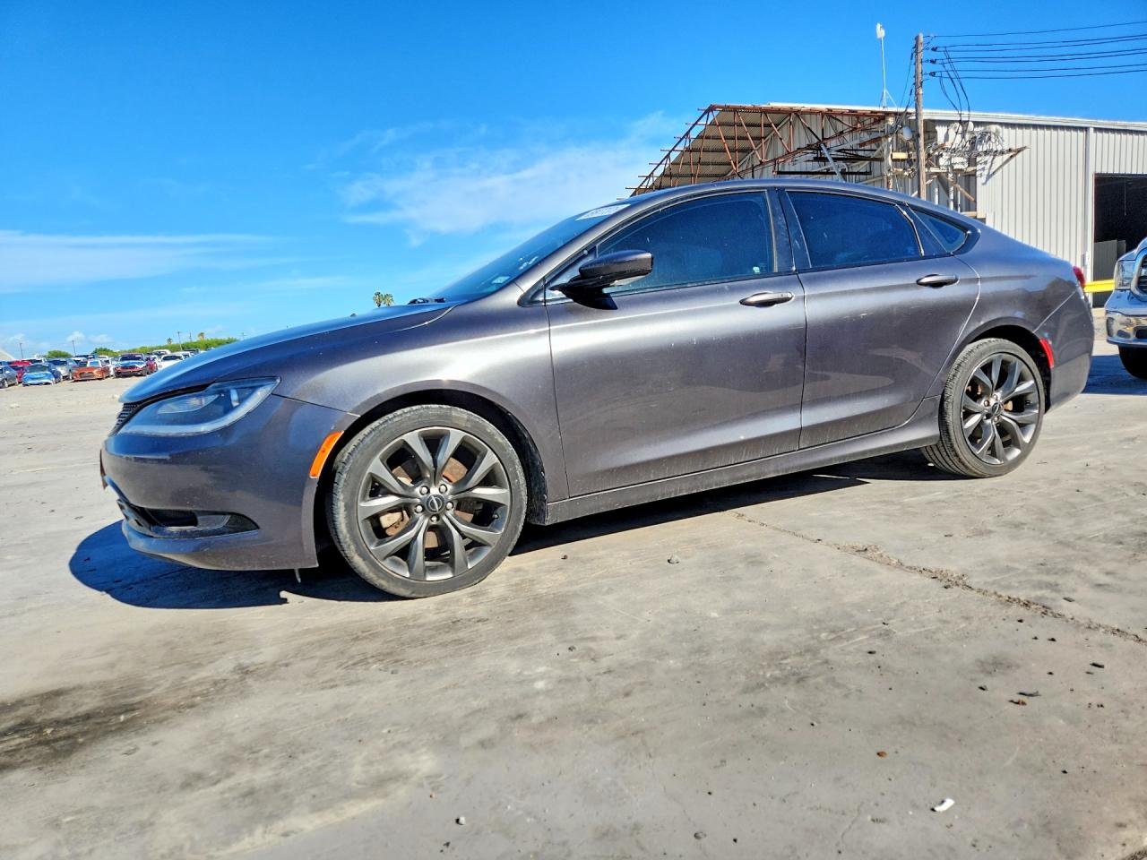 2015 CHRYSLER 200 S | 1C3CCCBB9FN614646 | UPCARS