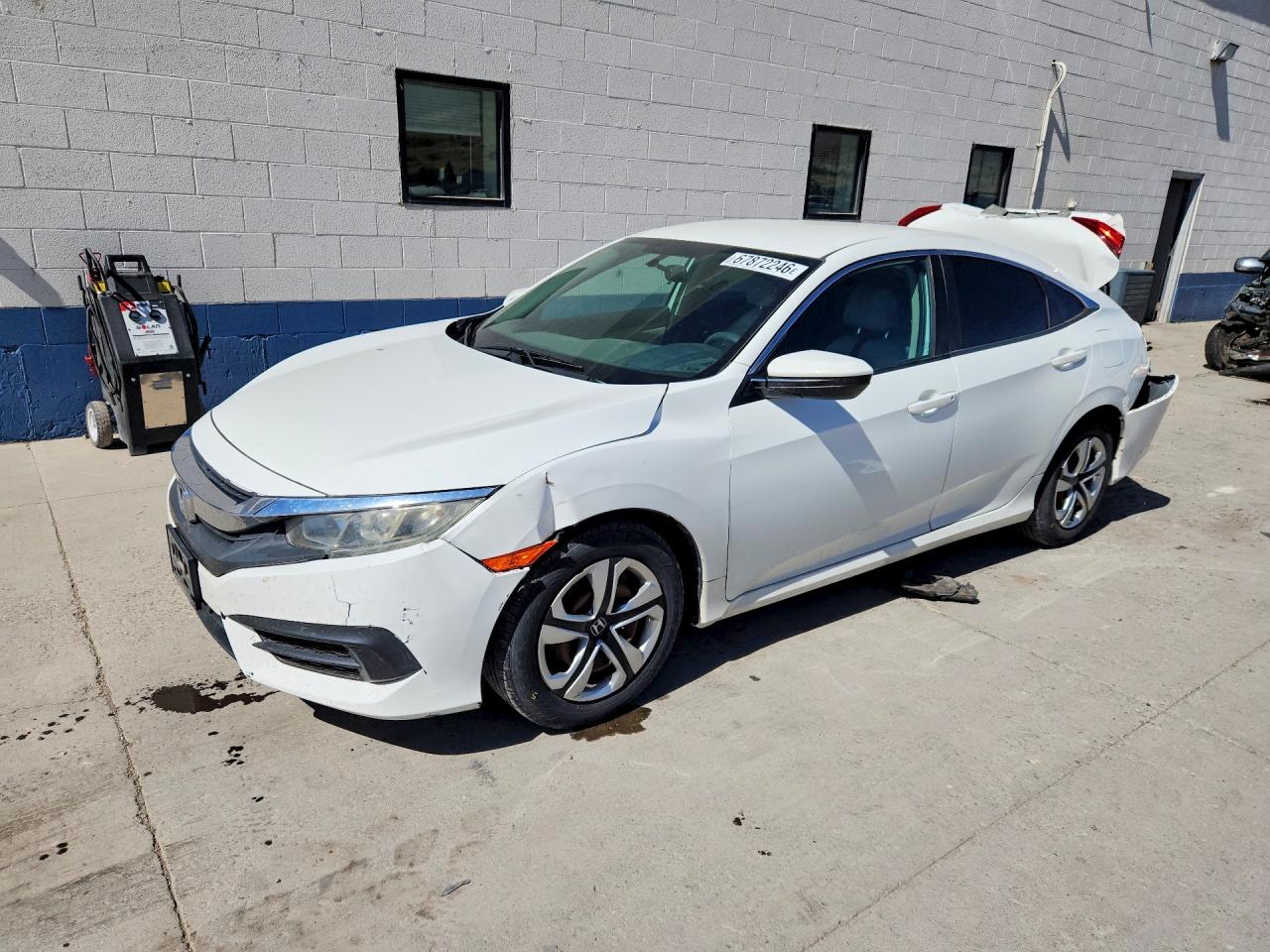 2016 HONDA CIVIC LX | 19XFC2E5XGE022221 | UPCARS