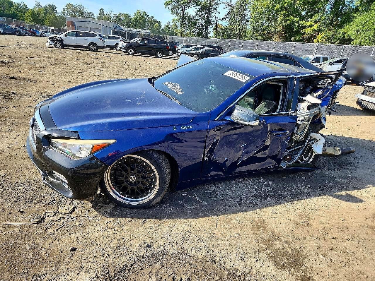 2015 INFINITI Q50 PREMIUM | JN1BV7AP2FM357781 | UPCARS