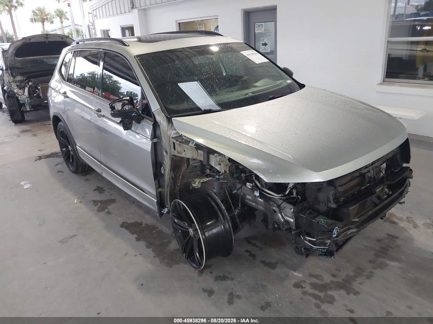 2019 VOLKSWAGEN TIGUAN 2.0T SE/2.0T SEL/2.0T SEL R-LINE/2.0T SEL R-LINE BLACK | 3VV3B7AX1KM143777 | UPCARS