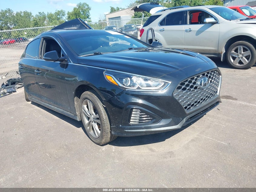 2018 HYUNDAI SONATA SPORT | 5NPE34AF5JH609158 | UPCARS