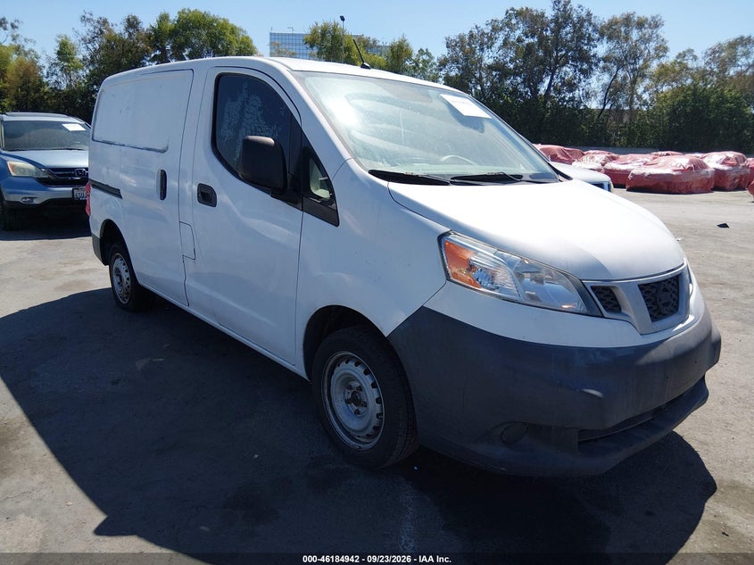2015 NISSAN NV200 S | 3N6CM0KN1FK728919 | UPCARS