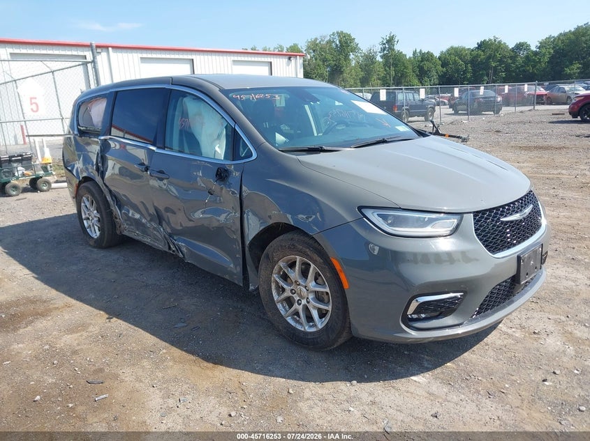 2023 CHRYSLER PACIFICA TOURING L | 2C4RC1BG9PR605987 | UPCARS