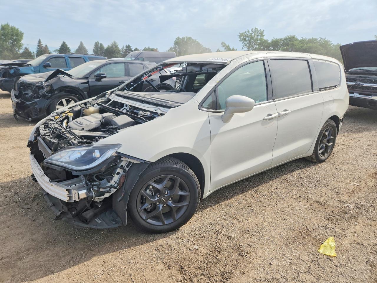2019 CHRYSLER PACIFICA TOURING PLUS | 2C4RC1FG7KR609281 | UPCARS