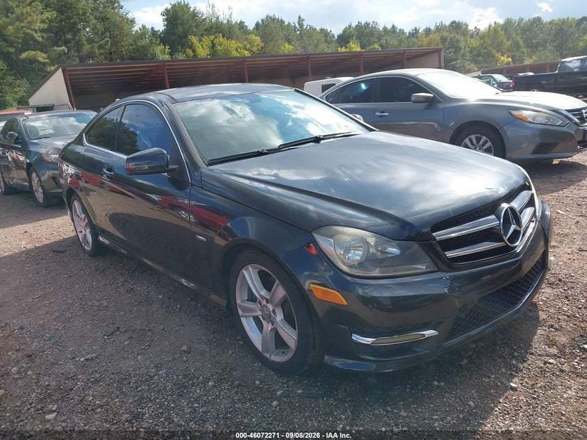 2012 MERCEDES-BENZ C 250 | WDDGJ4HB3CF748709 | UPCARS