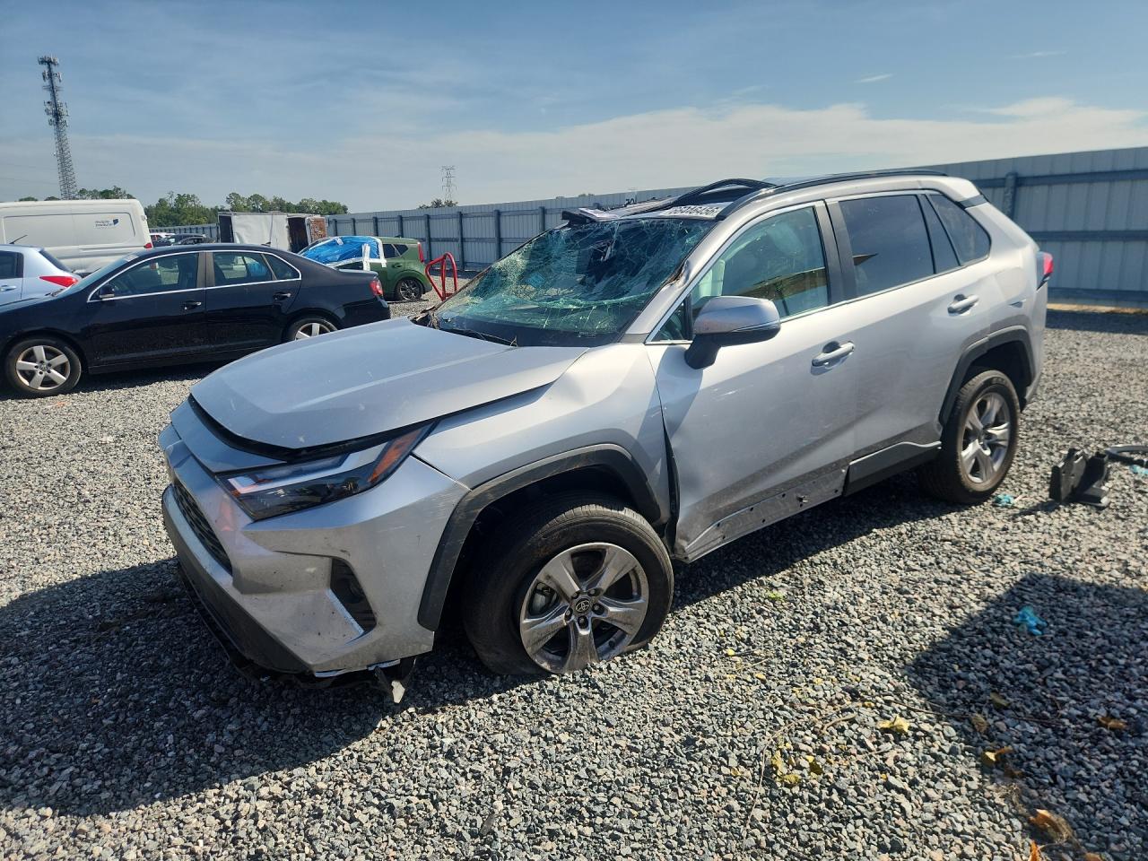 2025 TOYOTA RAV4 XLE | 2T3W1RFV5SC325595 | UPCARS