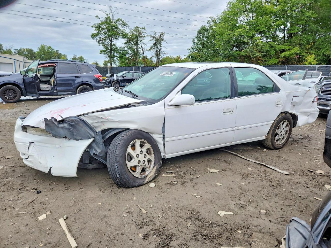 1998 TOYOTA CAMRY LE V6 | 4T1BF22K9WU926735 | UPCARS