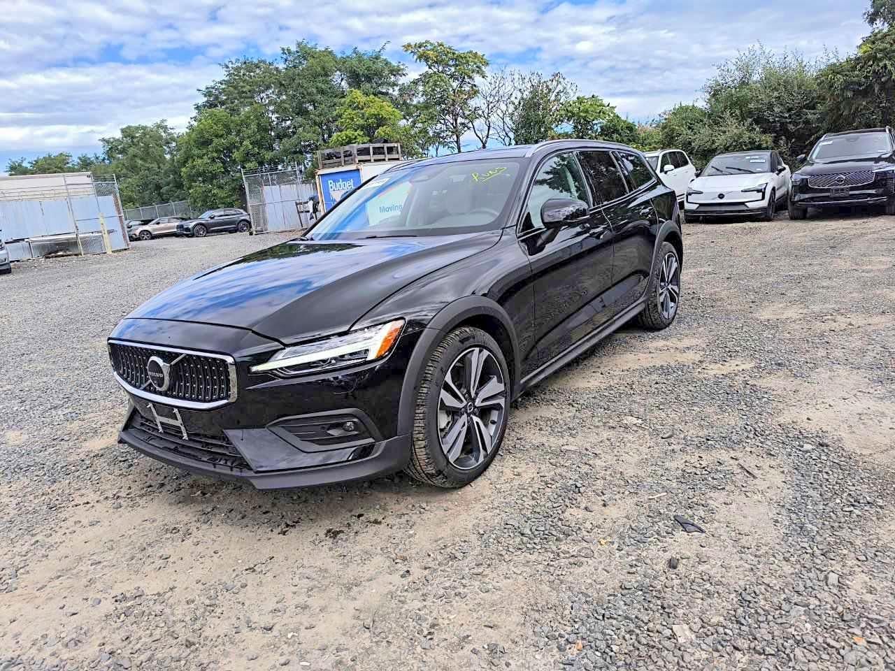 2026 VOLVO V60 PLUS | YV4L12WK0T2170119 | UPCARS
