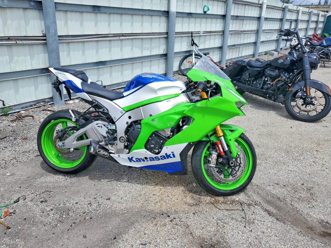 2024 KAWASAKI ZX1002 L | JKBZXVL16RA012333 | UPCARS