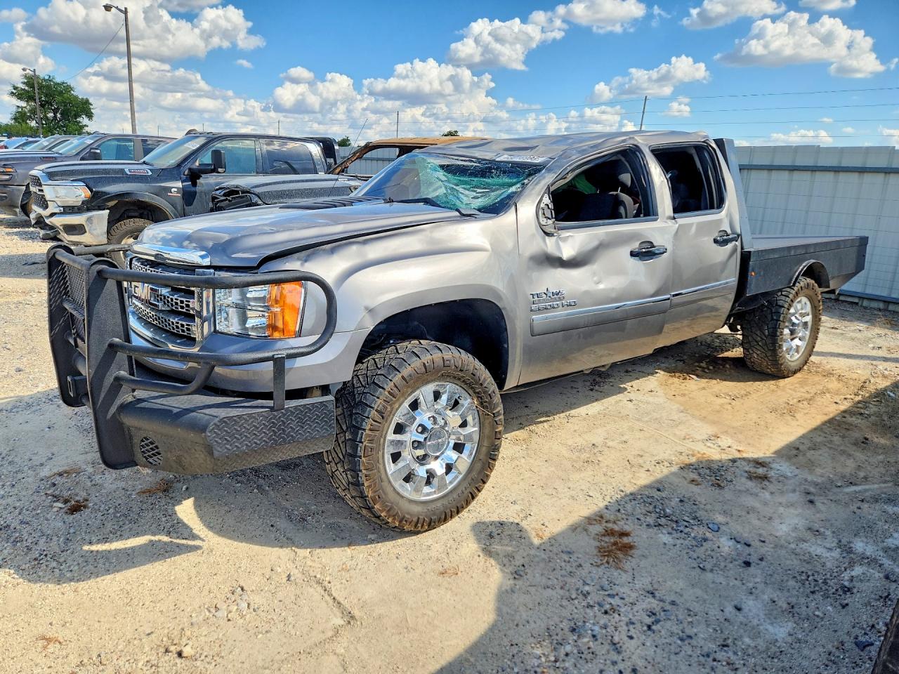 2014 GMC SIERRA K2500 SLE | 1GT120C83EF105619 | UPCARS