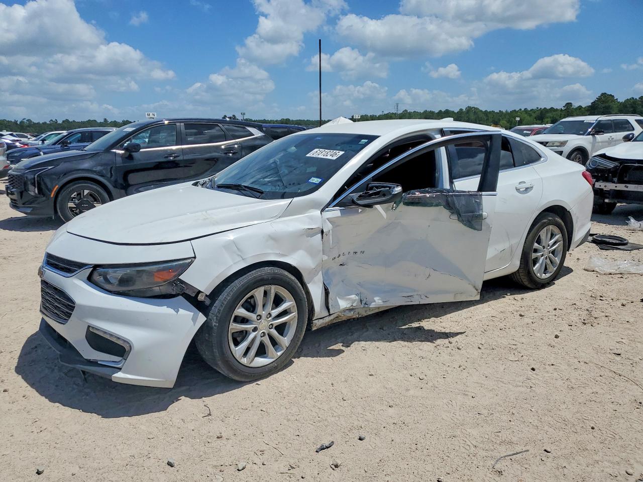 2018 CHEVROLET MALIBU LT | 1G1ZD5ST7JF123835 | UPCARS