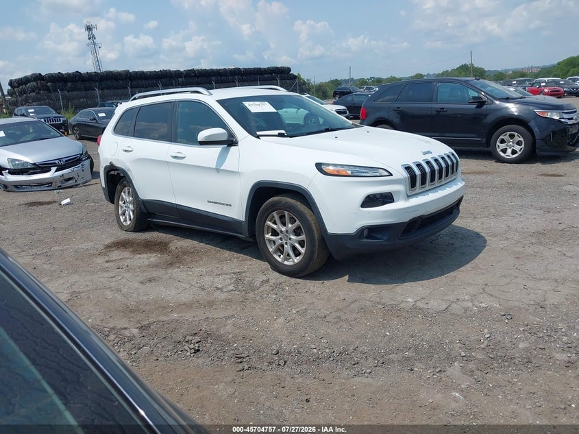 2015 JEEP CHEROKEE LATITUDE | 1C4PJMCB8FW635599 | UPCARS