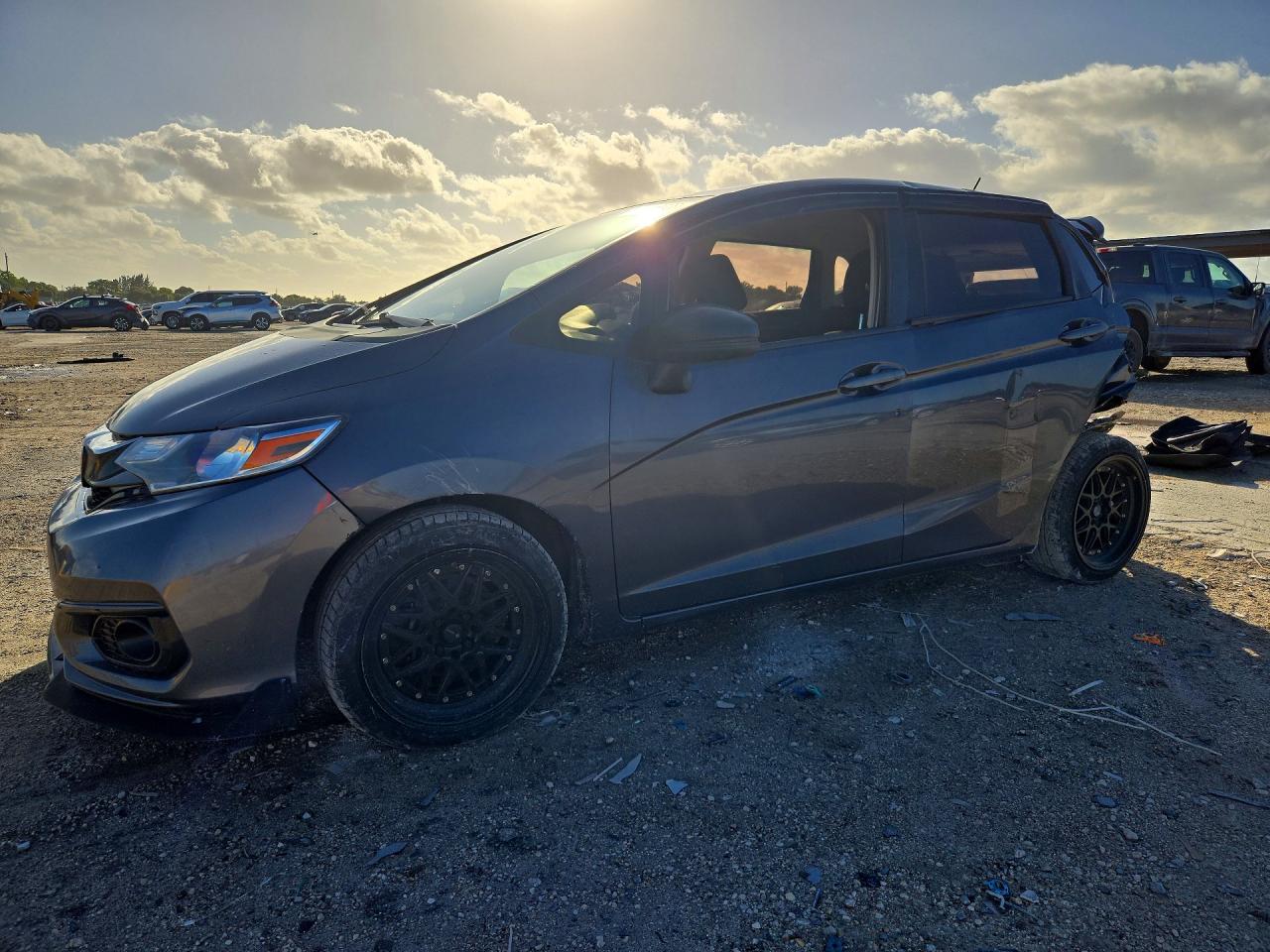 2020 HONDA FIT LX | 3HGGK5H44LM703438 | UPCARS