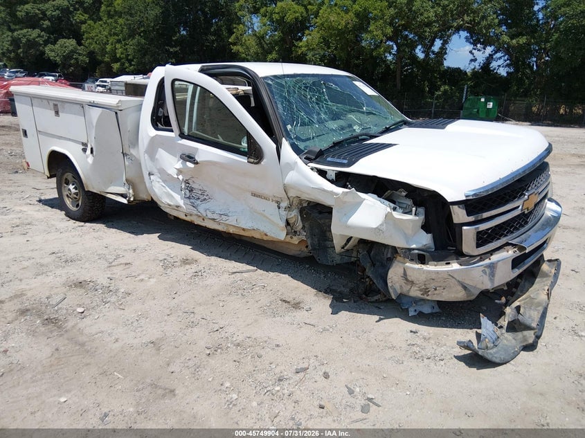 2013 CHEVROLET SILVERADO 2500HD WORK TRUCK | 1GB2CVCG2DZ213527 | UPCARS