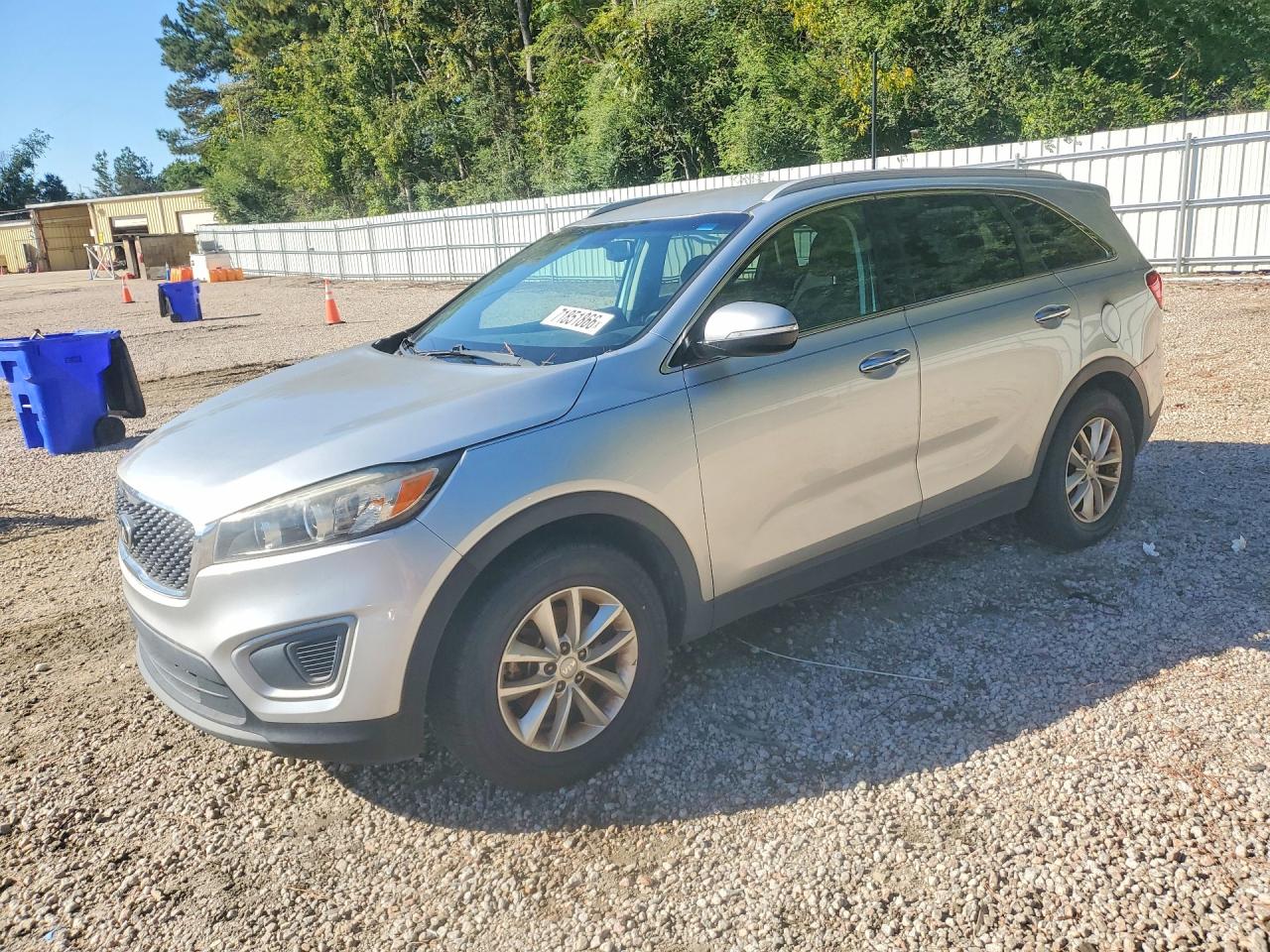 2017 KIA SORENTO LX | 5XYPG4A34HG267884 | UPCARS