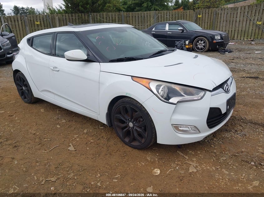 2015 HYUNDAI VELOSTER | KMHTC6AD1FU225131 | UPCARS