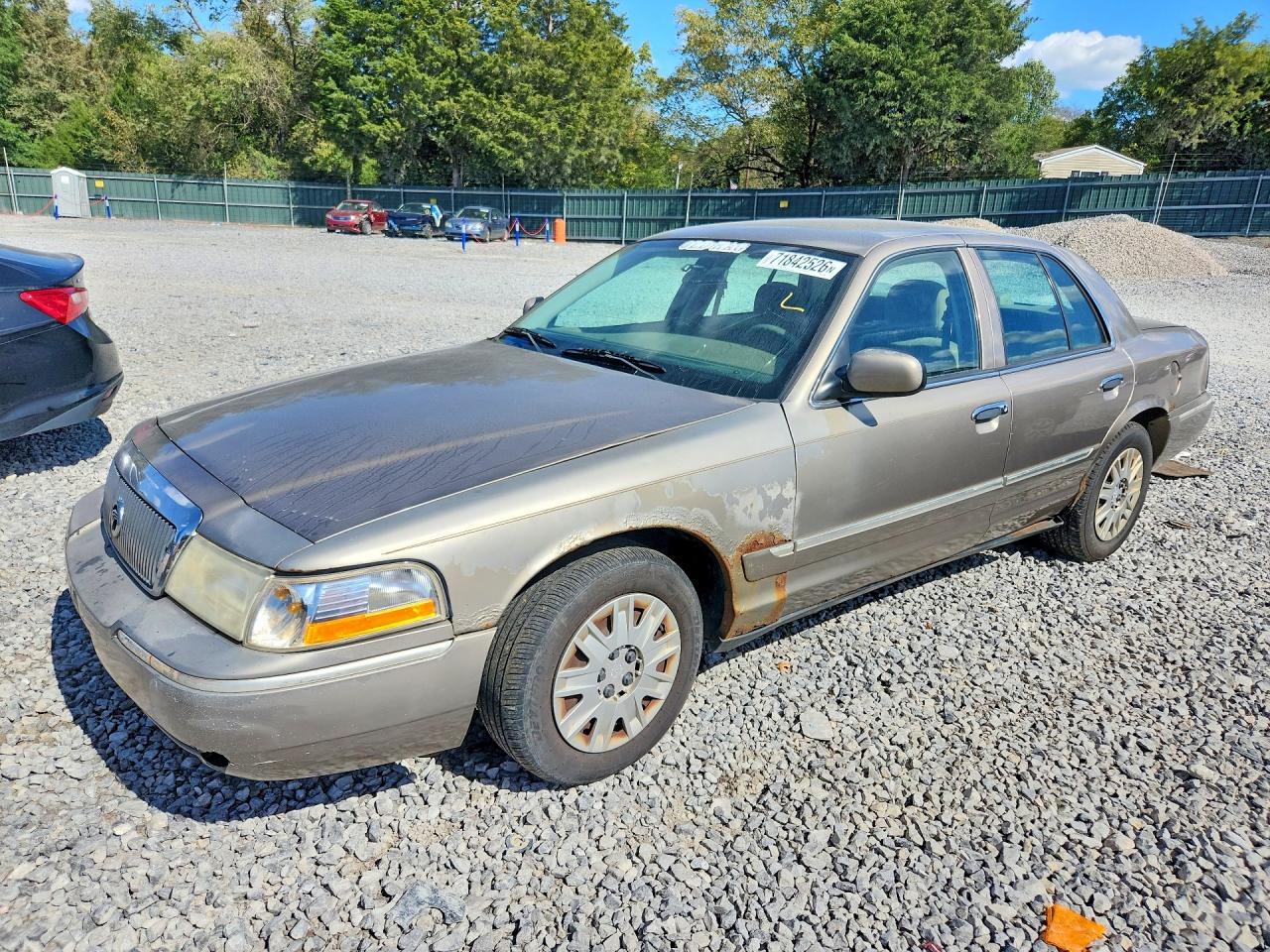 2004 MERCURY GRMARQUIS GS | 2MEFM74W34X657886 | UPCARS