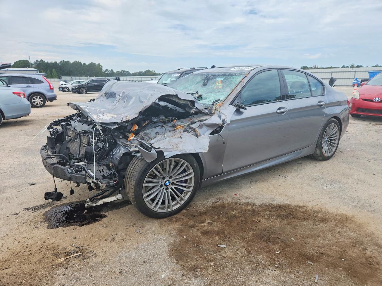 2013 BMW M5 | WBSFV9C52DC773475 | UPCARS