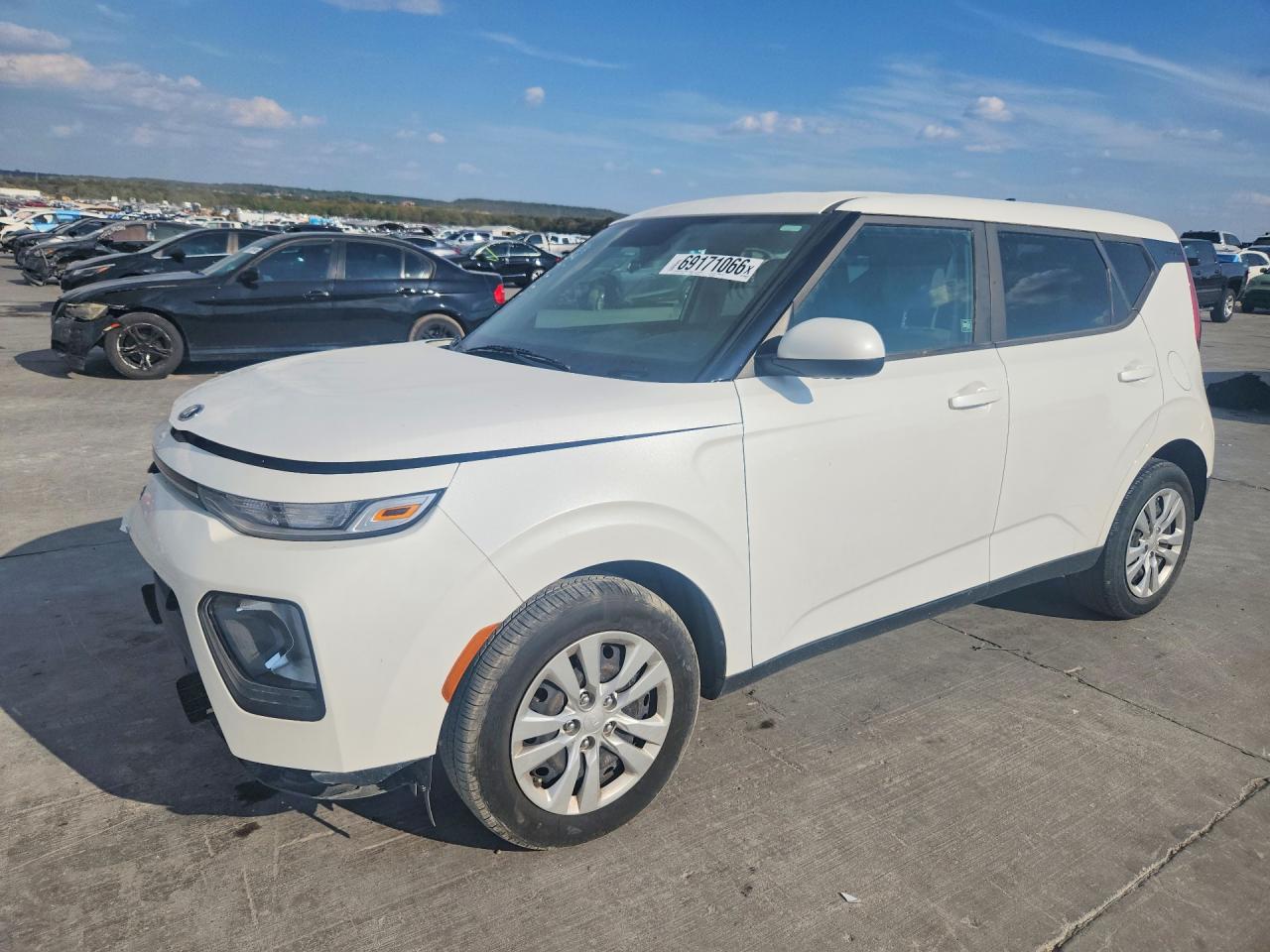 2020 KIA SOU LX | KNDJ23AU5L7075578 | UPCARS