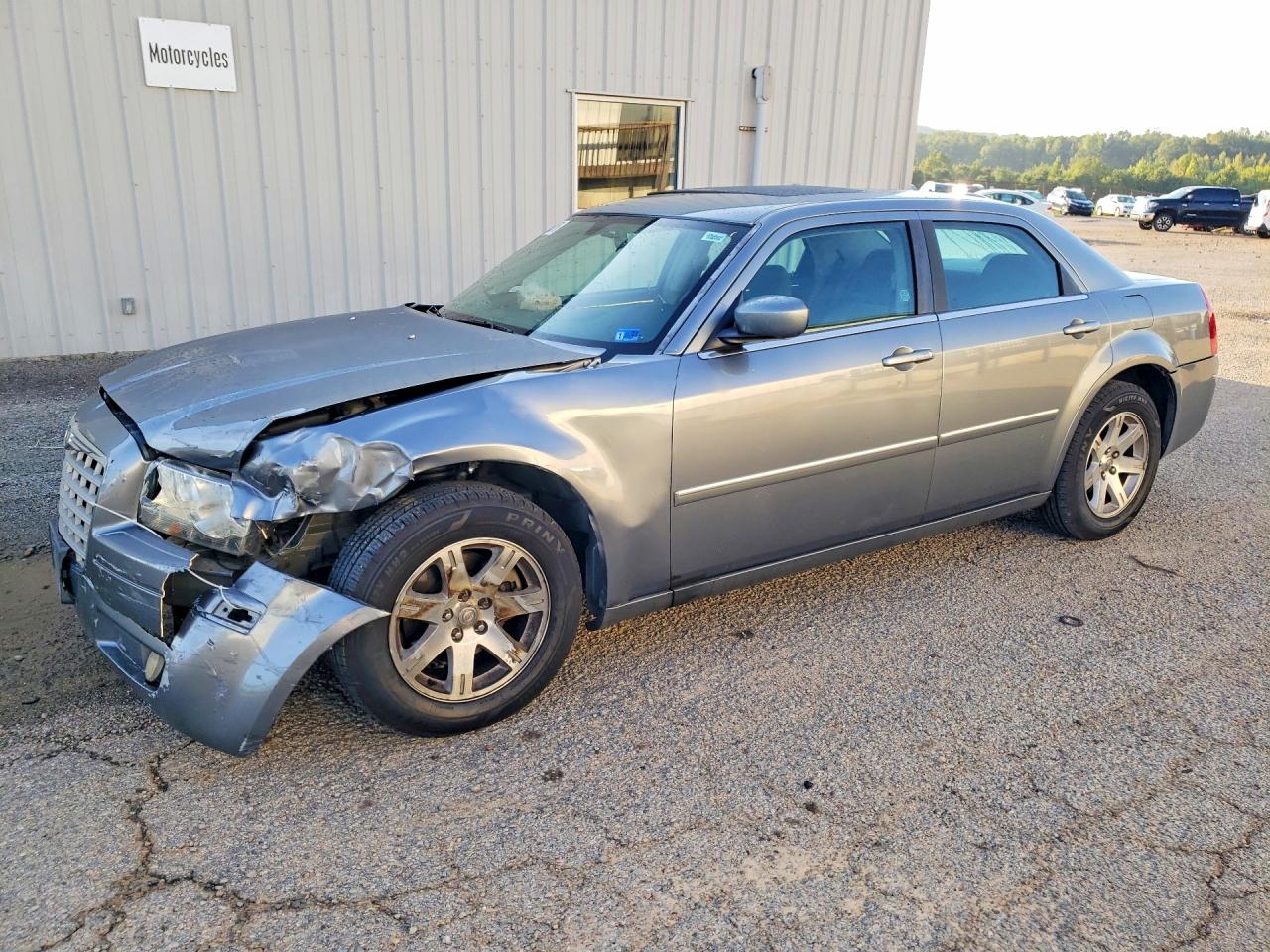 2007 CHRYSLER 300 BASE | 2C3LA43R27H860374 | UPCARS