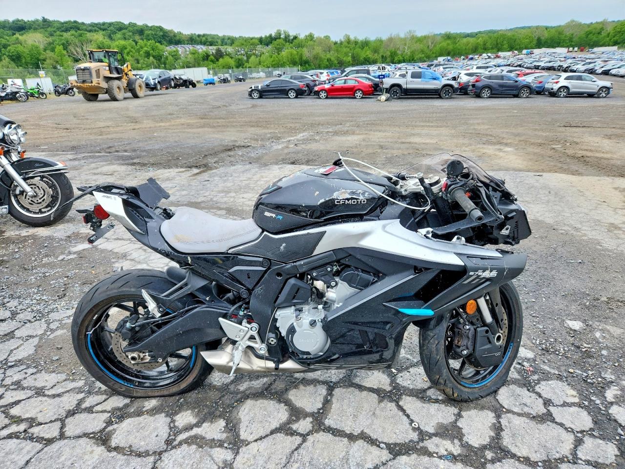 2025 CF MOTO 675SS | LCEPEVLP6S6001739 | UPCARS