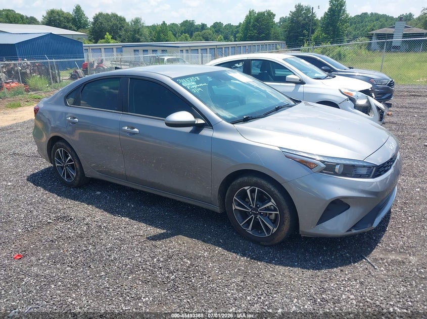 2024 KIA FORTE LXS | 3KPF24AD5RE824464 | UPCARS