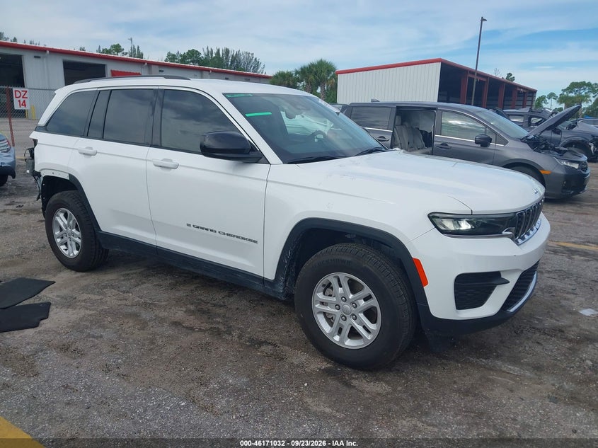 2023 JEEP GRAND CHEROKEE LAREDO 4X4 | 1C4RJHAGXPC519970 | UPCARS