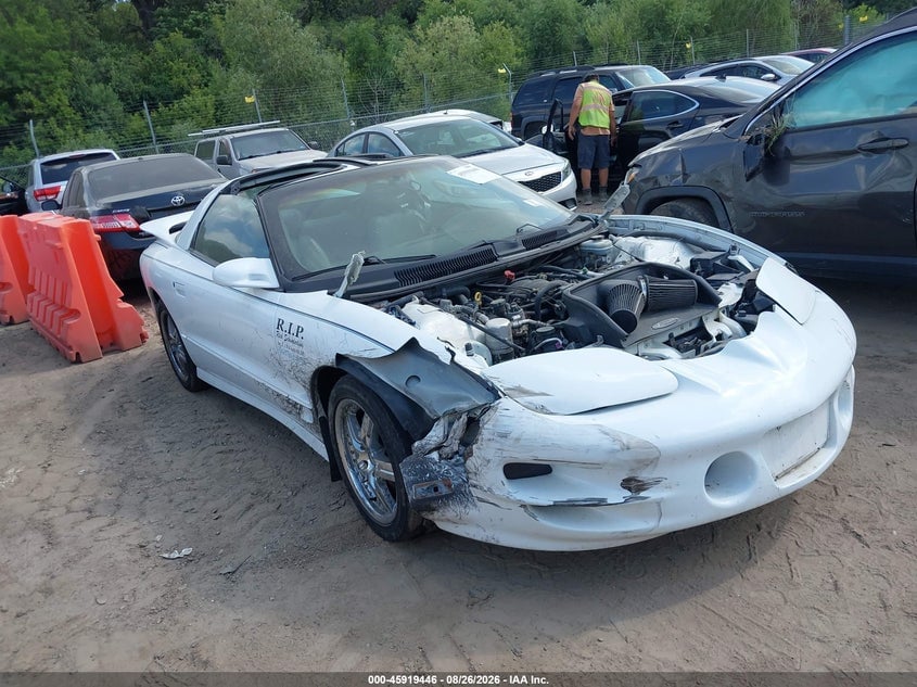 1998 PONTIAC FIREBIRD TRANS AM | 2G2FV22G8W2230799 | UPCARS