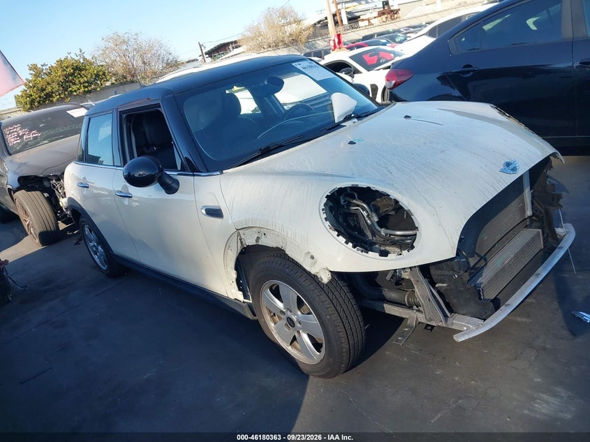 2017 MINI HARDTOP COOPER | WMWXU1C38H2F77938 | UPCARS