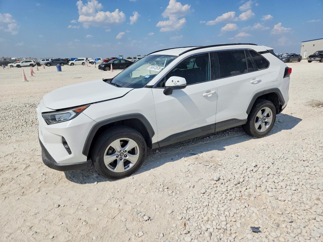 2021 TOYOTA RAV4 XLE | 2T3W1RFV3MC098619 | UPCARS