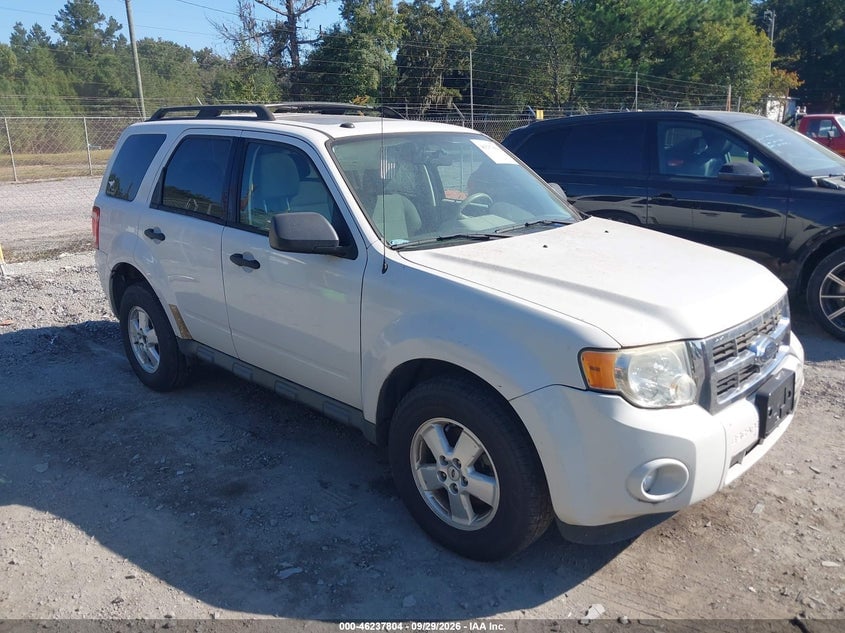 2009 FORD ESCAPE XLT | 1FMCU03G59KA43935 | UPCARS