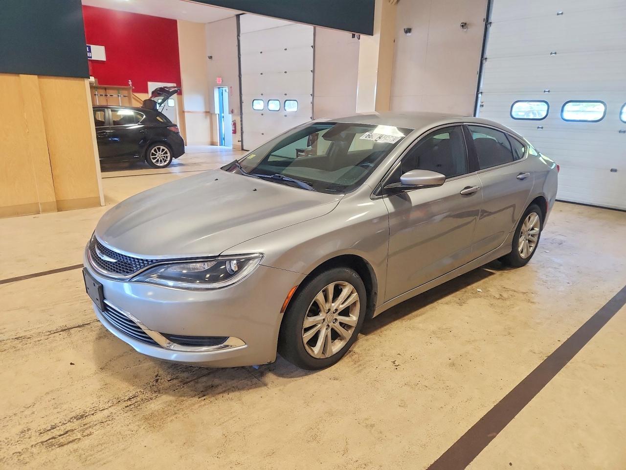 2015 CHRYSLER 200 LIMITED | 1C3CCCAB3FN719846 | UPCARS
