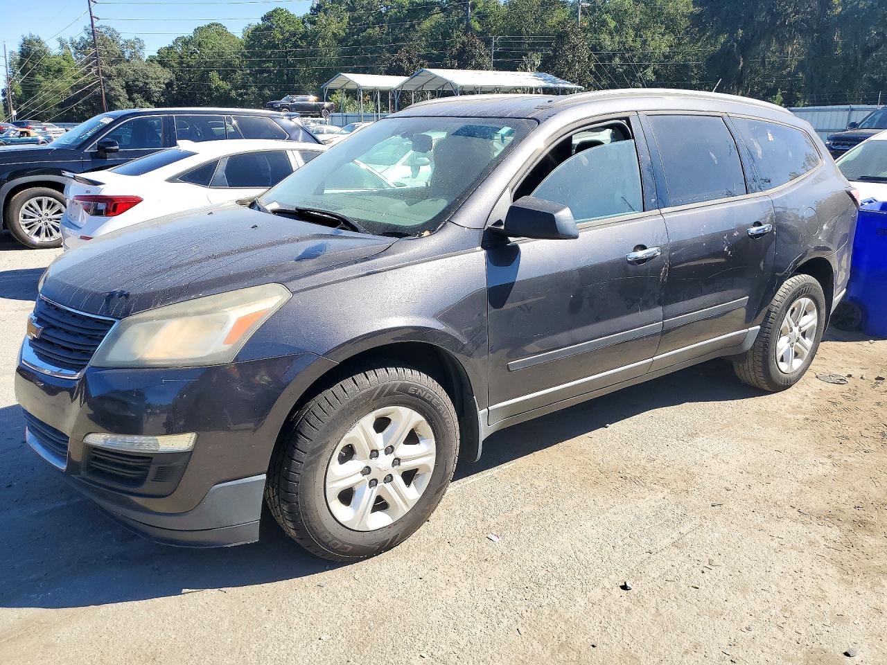 2015 CHEVROLET TRAVERSE LS | 1GNKRFKD0FJ372918 | UPCARS