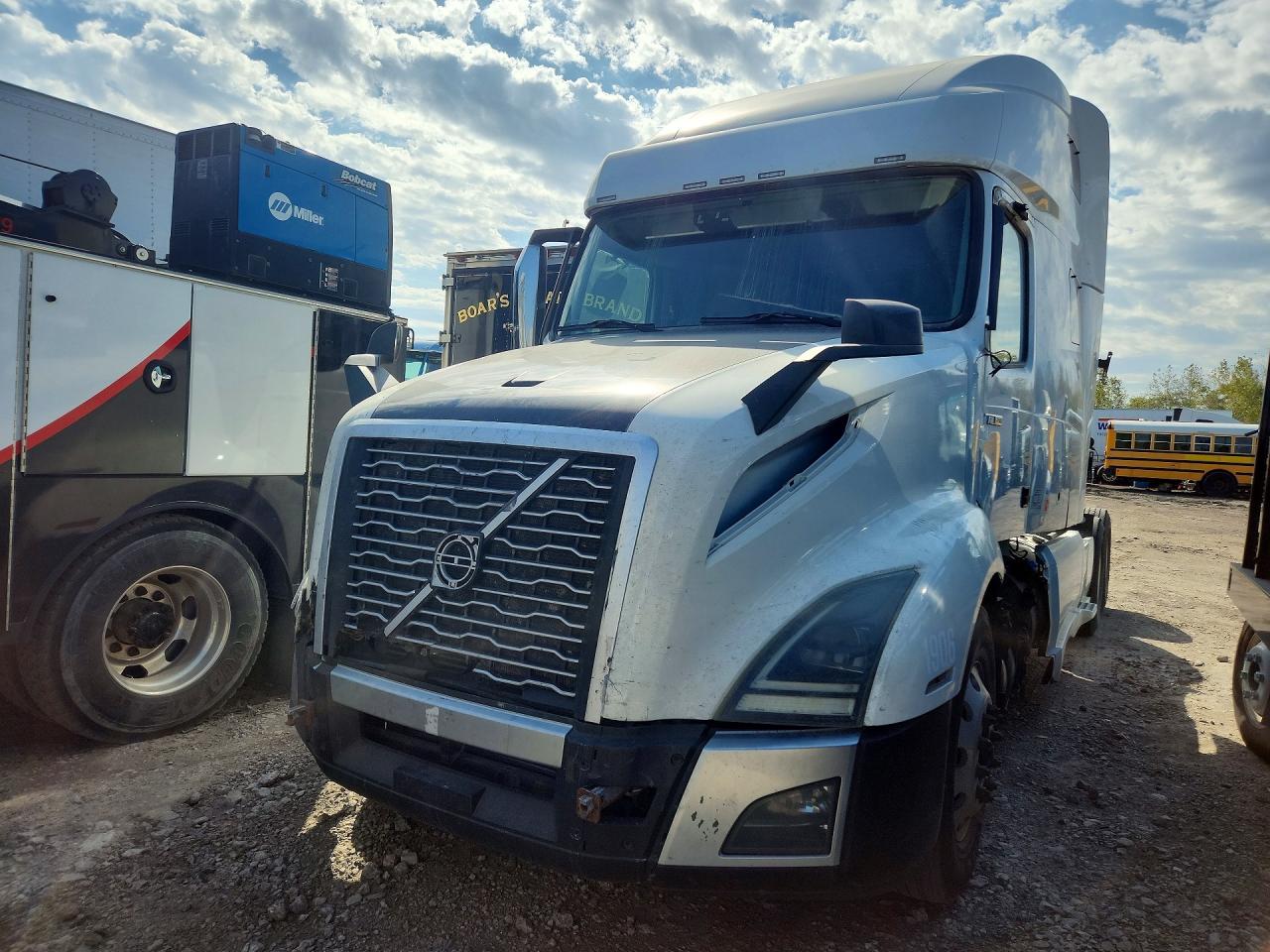 2019 VOLVO VNL SEMI TRUCK | 4V4NC9TJ0KN212462 | UPCARS