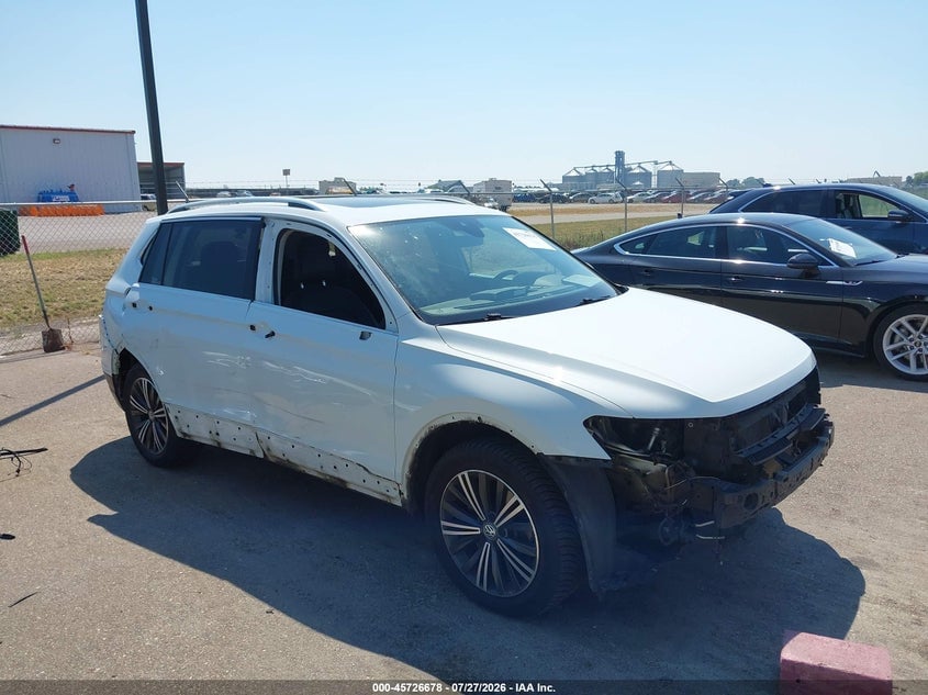 2018 VOLKSWAGEN TIGUAN 2.0T SEL PREMIUM | 3VV4B7AX8JM118653 | UPCARS