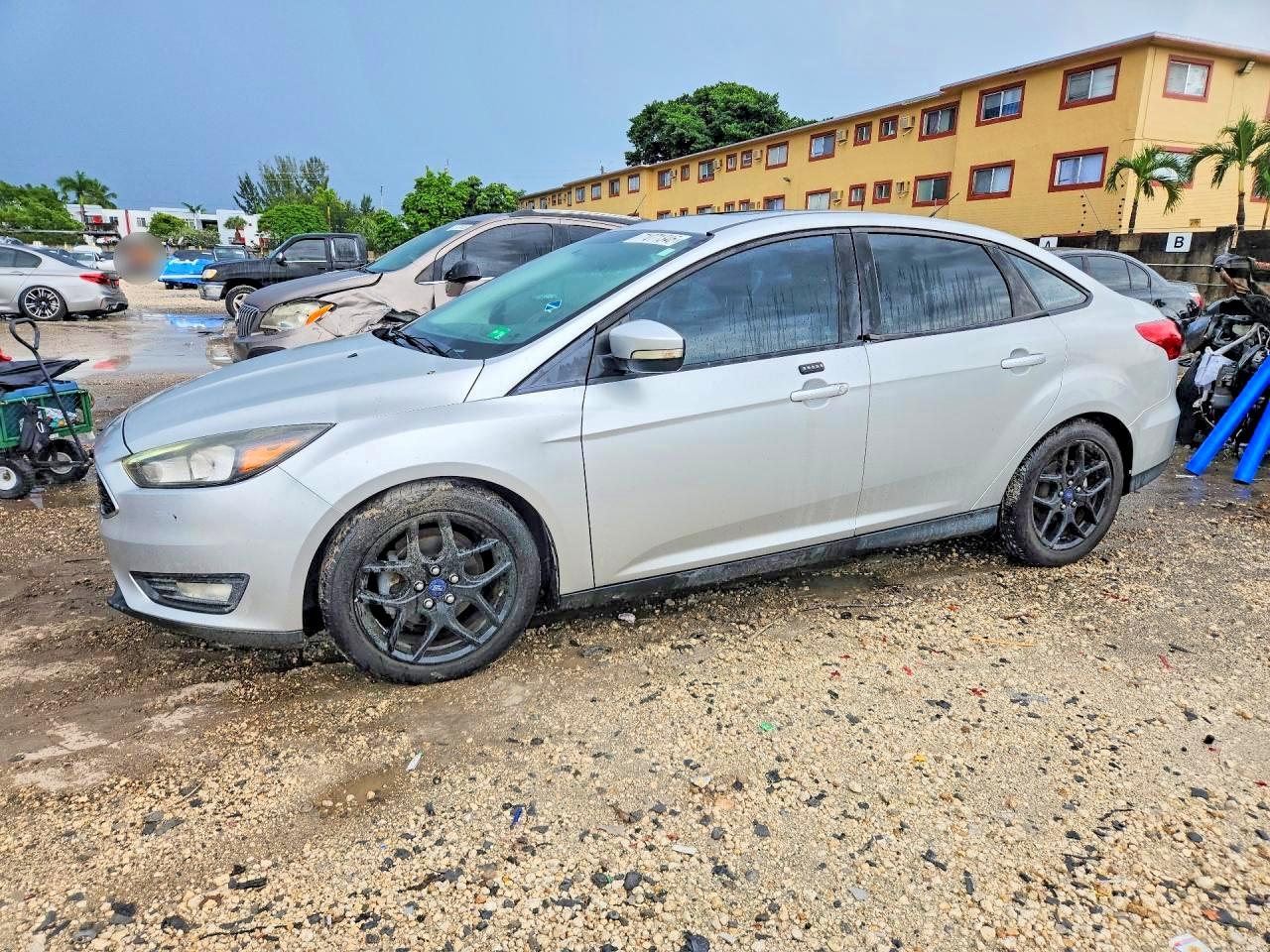 2016 FORD FOCU SE | 1FADP3F21GL226697 | UPCARS
