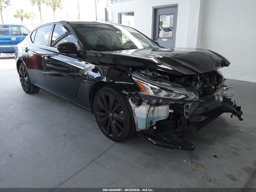 2021 NISSAN ALTIMA SR FWD | 1N4BL4CVXMN309181 | UPCARS