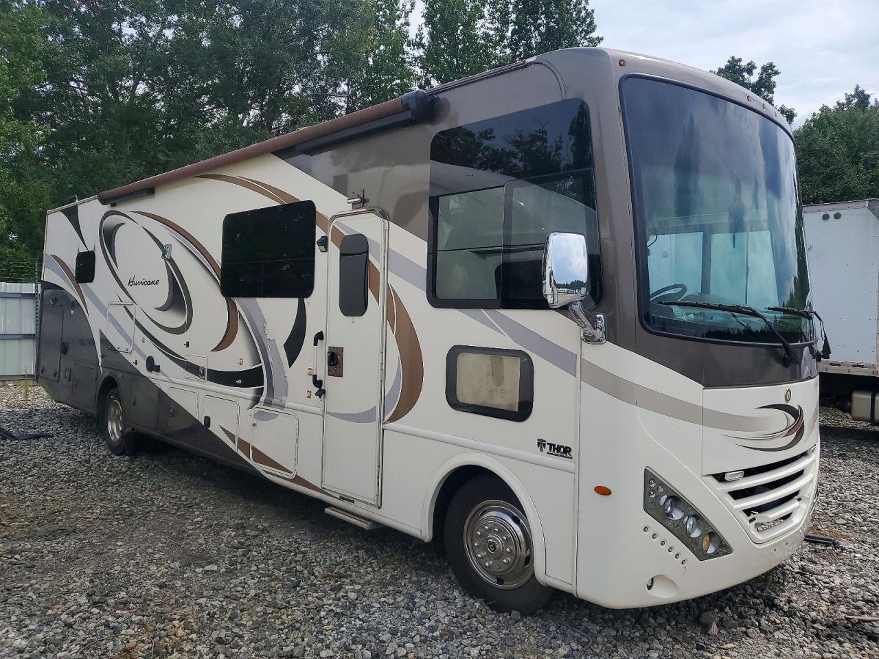 2018 FORD HURRICANE RV | 1F66F5DYXJ0A04521 | UPCARS