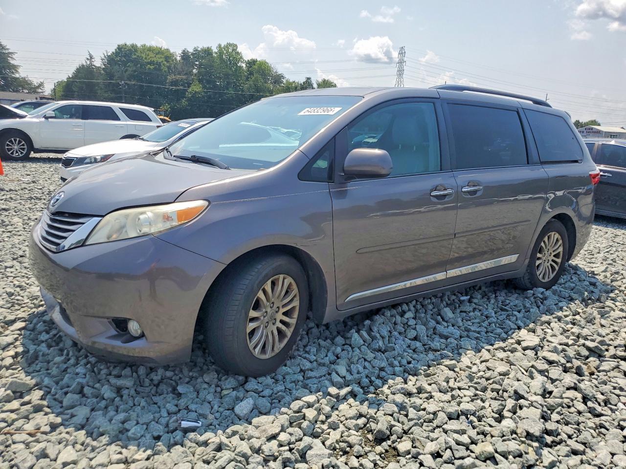 2015 TOYOTA SIENNA XLE 8-PASSENGER | 5TDYK3DCXFS585243 | UPCARS